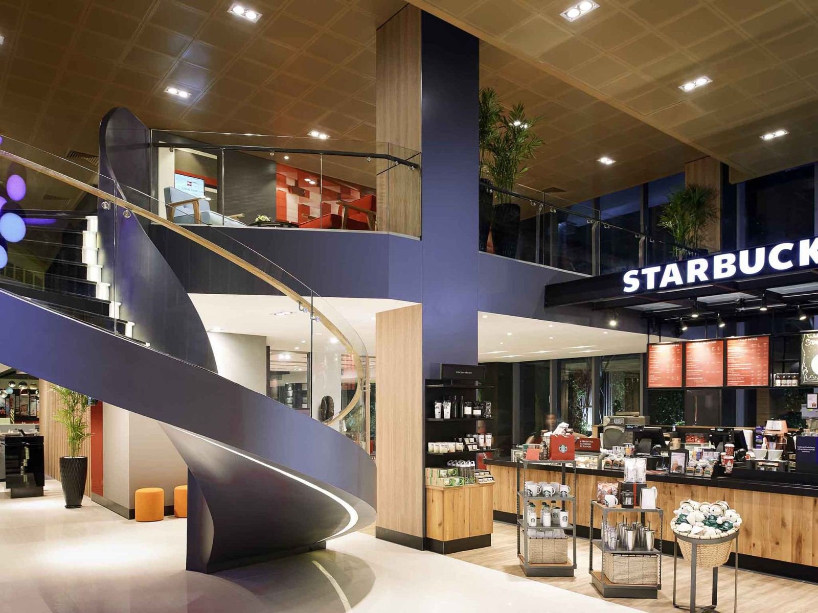 IBIS SÀI GÒN AIRPORT