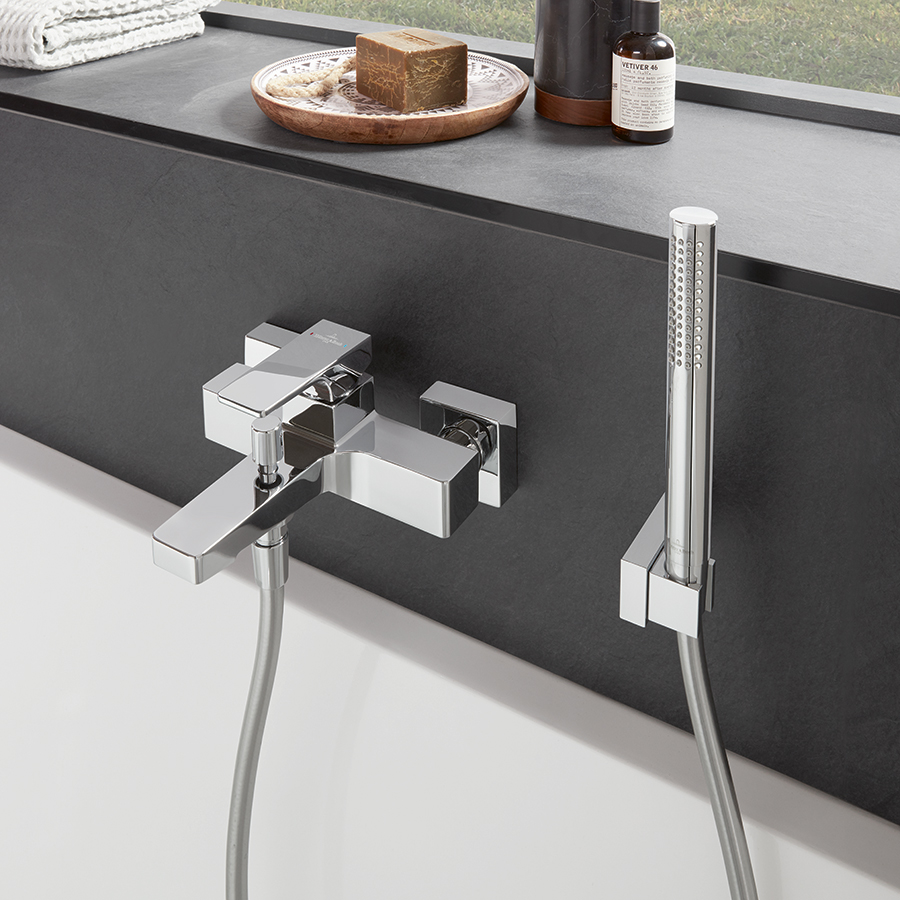 Giá đỡ tay sen gắn tường Villeroy & Boch Universal Showers TVC00045900061